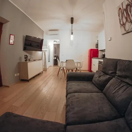 Bubi House Porta Romana מילאנו