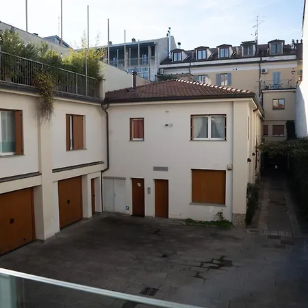 Bubi House Porta Romana מילאנו